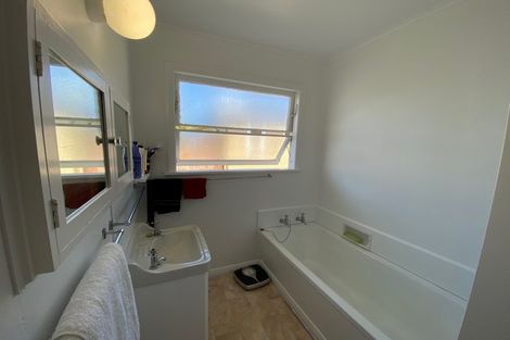 Photo of property in 23 Stirling Crescent, Hokowhitu, Palmerston North, 4410