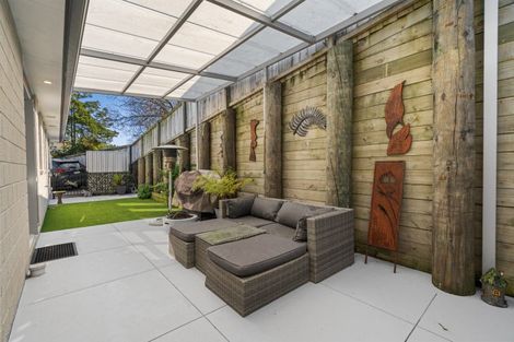 Photo of property in 3 Waikite Way, Welcome Bay, Tauranga, 3175