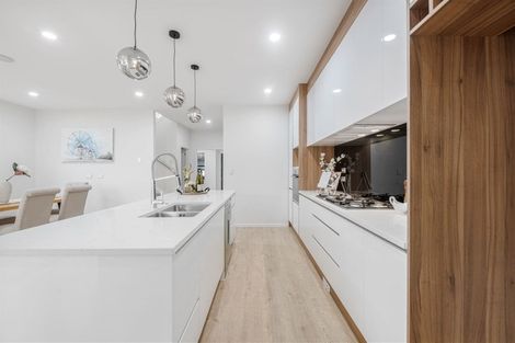 Photo of property in 5 Aklander Rise, Flat Bush, Auckland, 2019