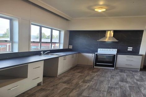 Photo of property in 10 Martin Street, Utuhina, Rotorua, 3015