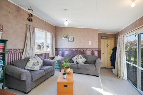 Photo of property in 51 Elles Road, Otautau, 9610