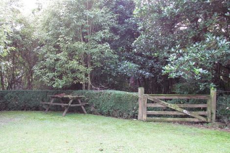 Photo of property in 95 Denton Road, Levin, 5571