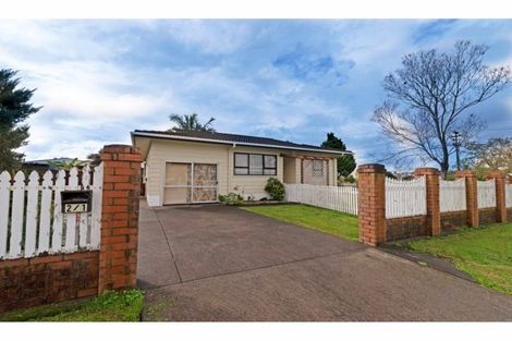 Photo of property in 2/1 Silverstone Place, Henderson, Auckland, 0612