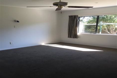 Photo of property in 9a Princess Maria Place, Massey, Auckland, 0614