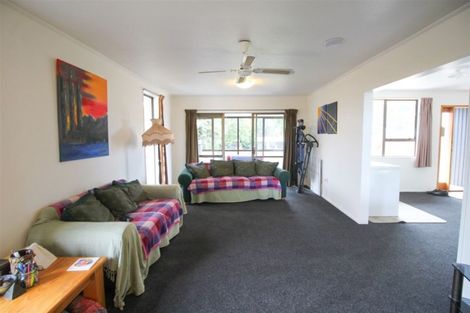 Photo of property in 27 Queen Street, Pareora, 7912