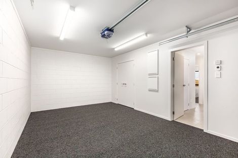 Photo of property in 115 Golf Road, Paraparaumu Beach, Paraparaumu, 5032