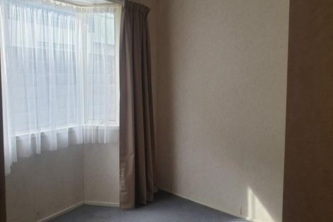 Photo of property in 2/181 Marine Parade, Mount Maunganui, 3116