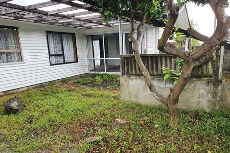 Photo of property in 121a Russell Road, Manurewa, Auckland, 2102