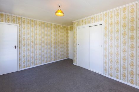 Photo of property in 62 Hillside Drive, Maoribank, Upper Hutt, 5018