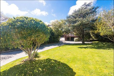 Photo of property in 18 Middleton Road, Johnsonville, Wellington, 6037