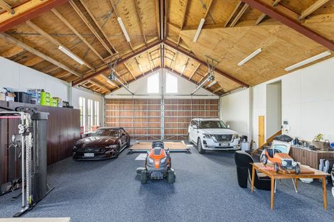 Photo of property in 115 Grand Drive, Orewa, 0931