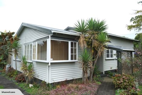 Photo of property in 11 James Street, Raglan, 3225