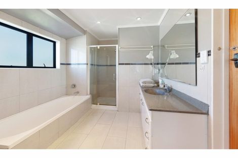 Photo of property in 3 Mclean Avenue, Papatoetoe, Auckland, 2025