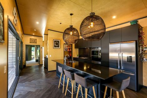 Photo of property in 22 Record Street, Fitzroy, New Plymouth, 4312