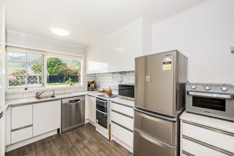 Photo of property in 2 Koromiko Road, Waikanae, 5036