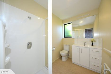 Photo of property in 25d Ramore Place, Redwood, Christchurch, 8051