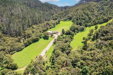 Photo of property in 1697 Russell Road, Helena Bay, Hikurangi, 0184