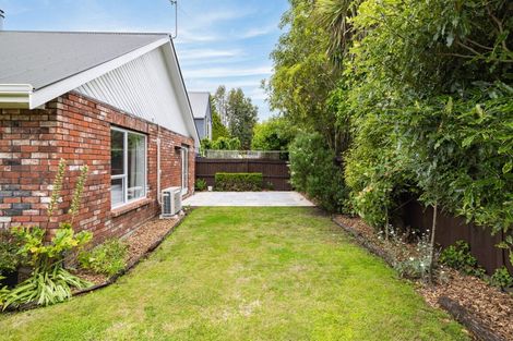 Photo of property in 21 Highsted Road, Bishopdale, Christchurch, 8053