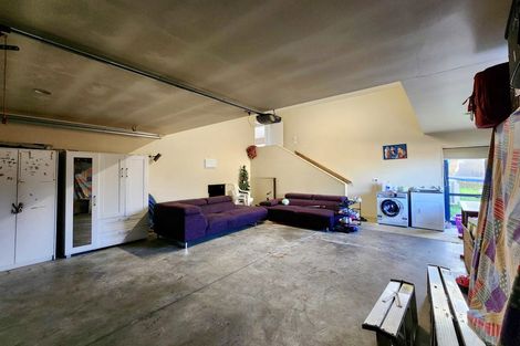 Photo of property in 9 Killygordon Place, Massey, Auckland, 0614