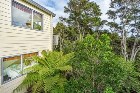 Photo of property in 14 Capilano Place, Glenfield, Auckland, 0629