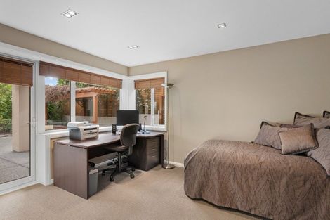 Photo of property in 6 Stonewall Place, Huntsbury, Christchurch, 8022