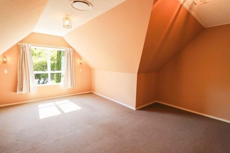 Photo of property in 18 Churchill Avenue, Hokowhitu, Palmerston North, 4410