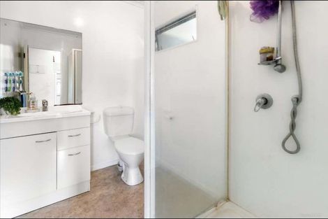 Photo of property in 15 Kaimoana Street, Weymouth, Auckland, 2103