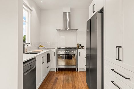 Photo of property in 121a Seventeenth Avenue, Tauranga South, Tauranga, 3112