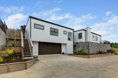 Photo of property in 7/1a Montrose Place, Highlands Park, New Plymouth, 4312