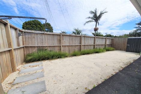 Photo of property in 2/13 Clare Place, Mount Wellington, Auckland, 1060
