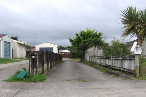 Photo of property in 14 Tiller Close, Kelvin Grove, Palmerston North, 4414