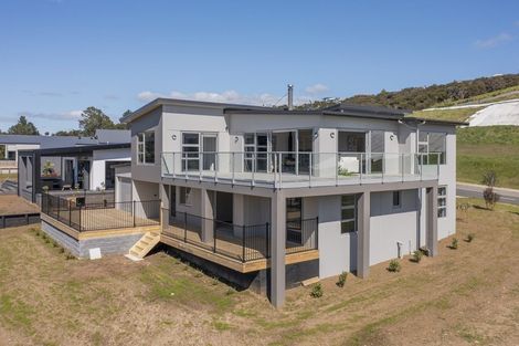 Photo of property in 27 Ataahua Views Terrace, Wharekaho, Whitianga, 3510