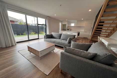 Photo of property in 1/23 Hills Road, Edgeware, Christchurch, 8013