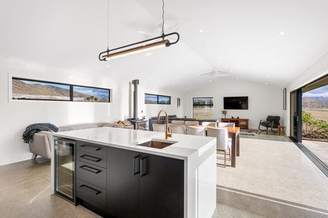 Photo of property in 23 Hardacre Place, Omarama, 9412