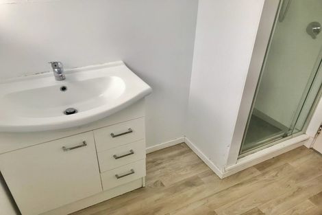 Photo of property in 6 Waterview Road, Favona, Auckland, 2024