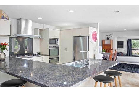 Photo of property in 163 Colombo Road, Waiuku, 2123