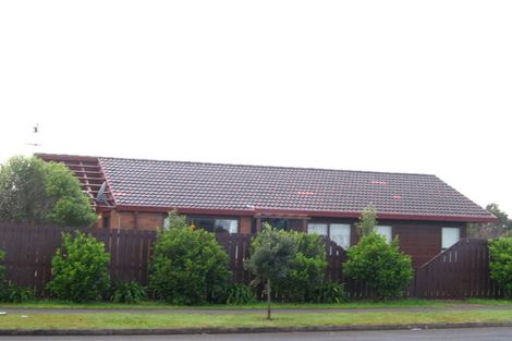 Photo of property in 37 Burswood Drive, Burswood, Auckland, 2013