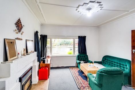 Photo of property in 708 Avenue Road East, Parkvale, Hastings, 4122