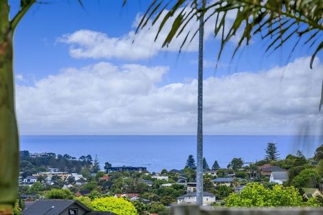 Photo of property in 154 Oaktree Avenue, Browns Bay, Auckland, 0630