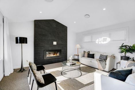 Photo of property in 16 Rich Rise, Havelock North, 4130