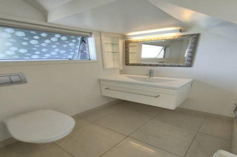 Photo of property in 48d Awaruku Road, Torbay, Auckland, 0630