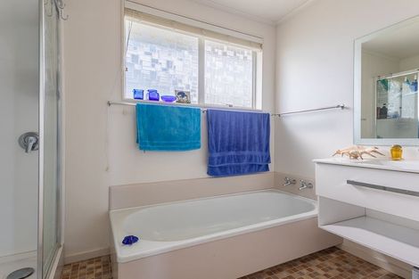 Photo of property in 41 Manuka Street, Otaki Beach, Otaki, 5512