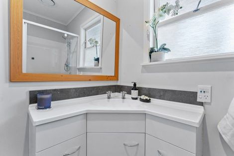 Photo of property in 18 Mountbatten Avenue, Hillcrest, Auckland, 0627