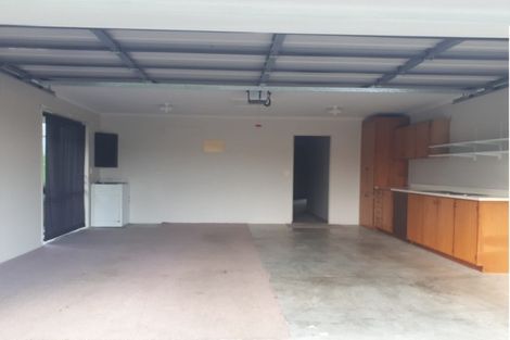 Photo of property in 14 Te Kauri Place, Helensville, 0800