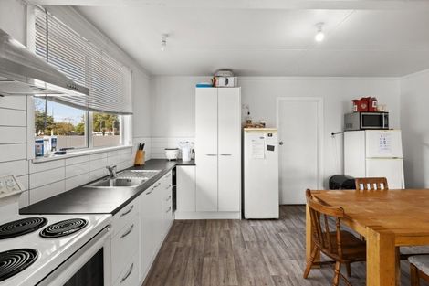 Photo of property in 83 Hillary Crescent, Maraenui, Napier, 4110