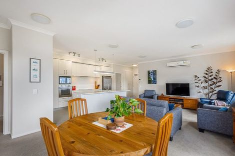 Photo of property in 112 Panorama Heights, Orewa, 0931