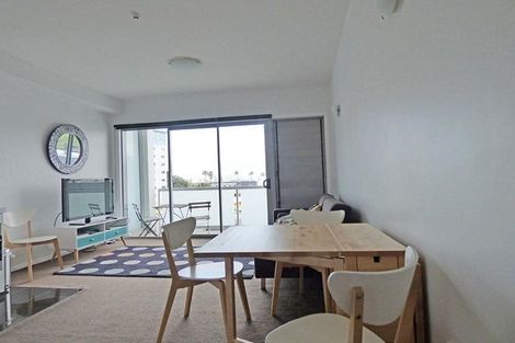 Photo of property in The Cube Apartments, 305/155 Beach Road, Auckland Central, Auckland, 1010