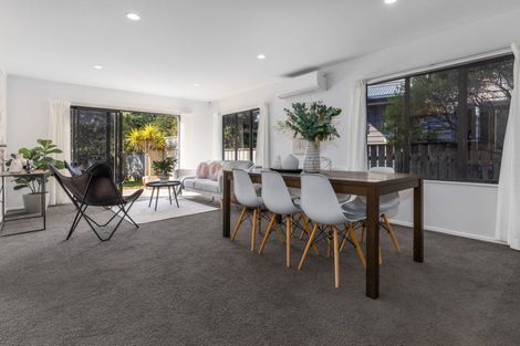 Photo of property in 2b Observatory Close, Whitby, Porirua, 5024