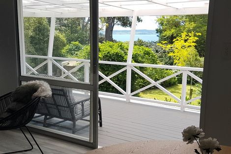 Photo of property in 153 Howard Road, Orere Point, Papakura, 2585