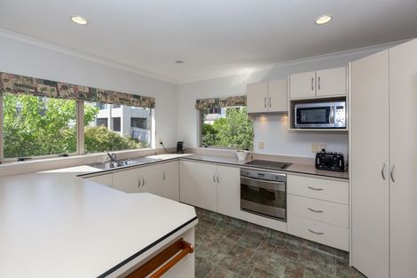 Photo of property in 118a Seaview Road, Paraparaumu Beach, Paraparaumu, 5032